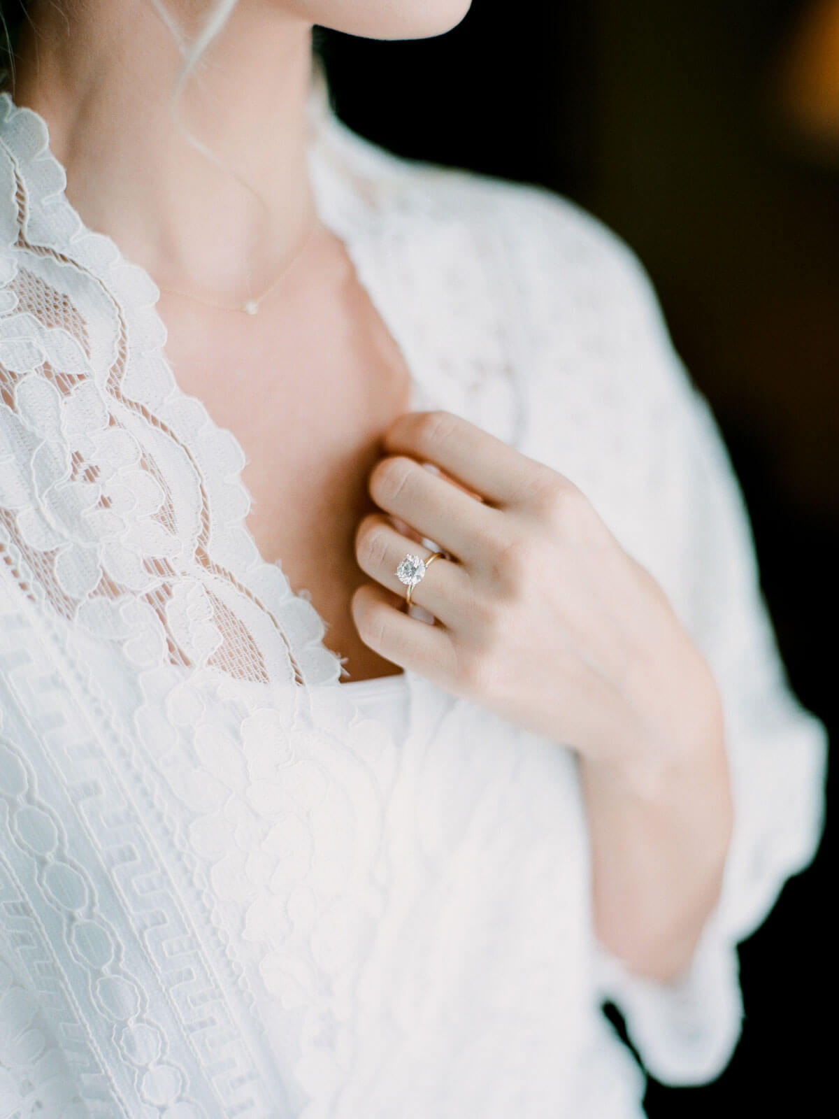Aspen Wedding photography beautiful details of bride