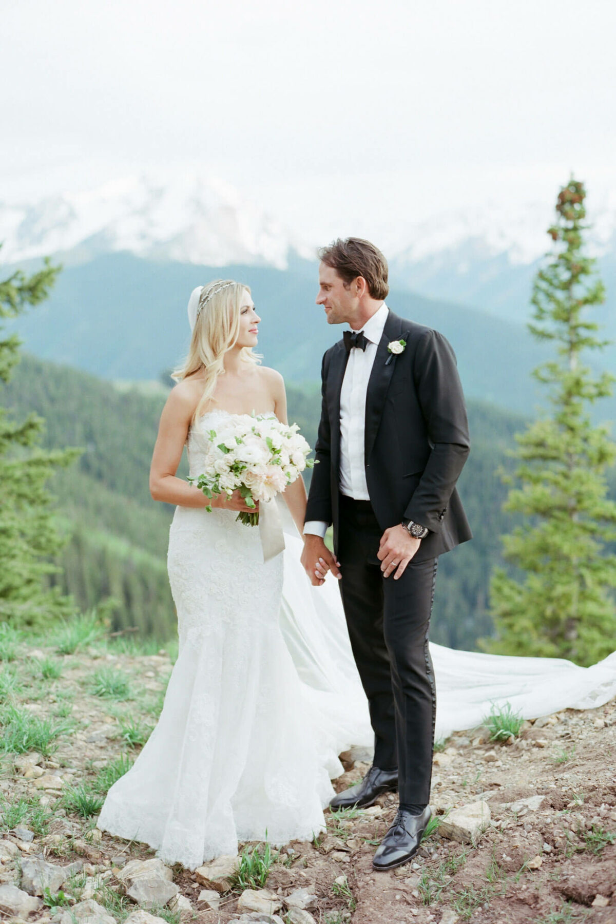 Aspen wedding film photography - bride and groom